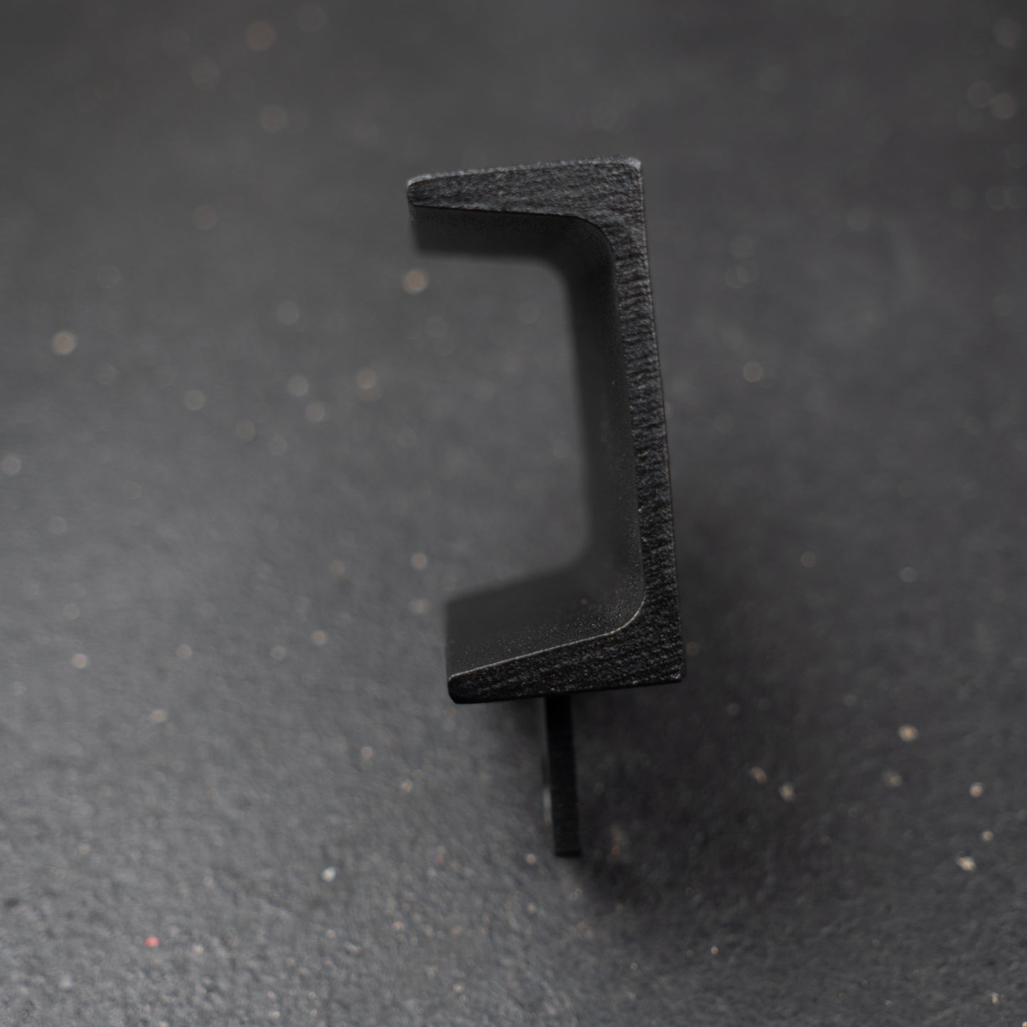 "C" Pocket Finger Hook Hold Grip Training Implement